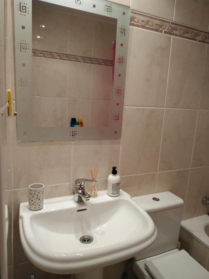 Apartamento Con Piscinas Appartement Castro Urdiales Buitenkant foto